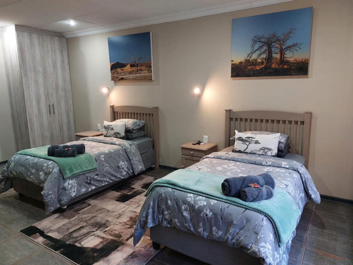 Wisteria Lane Guesthouse Postmasburg Zewnętrze zdjęcie