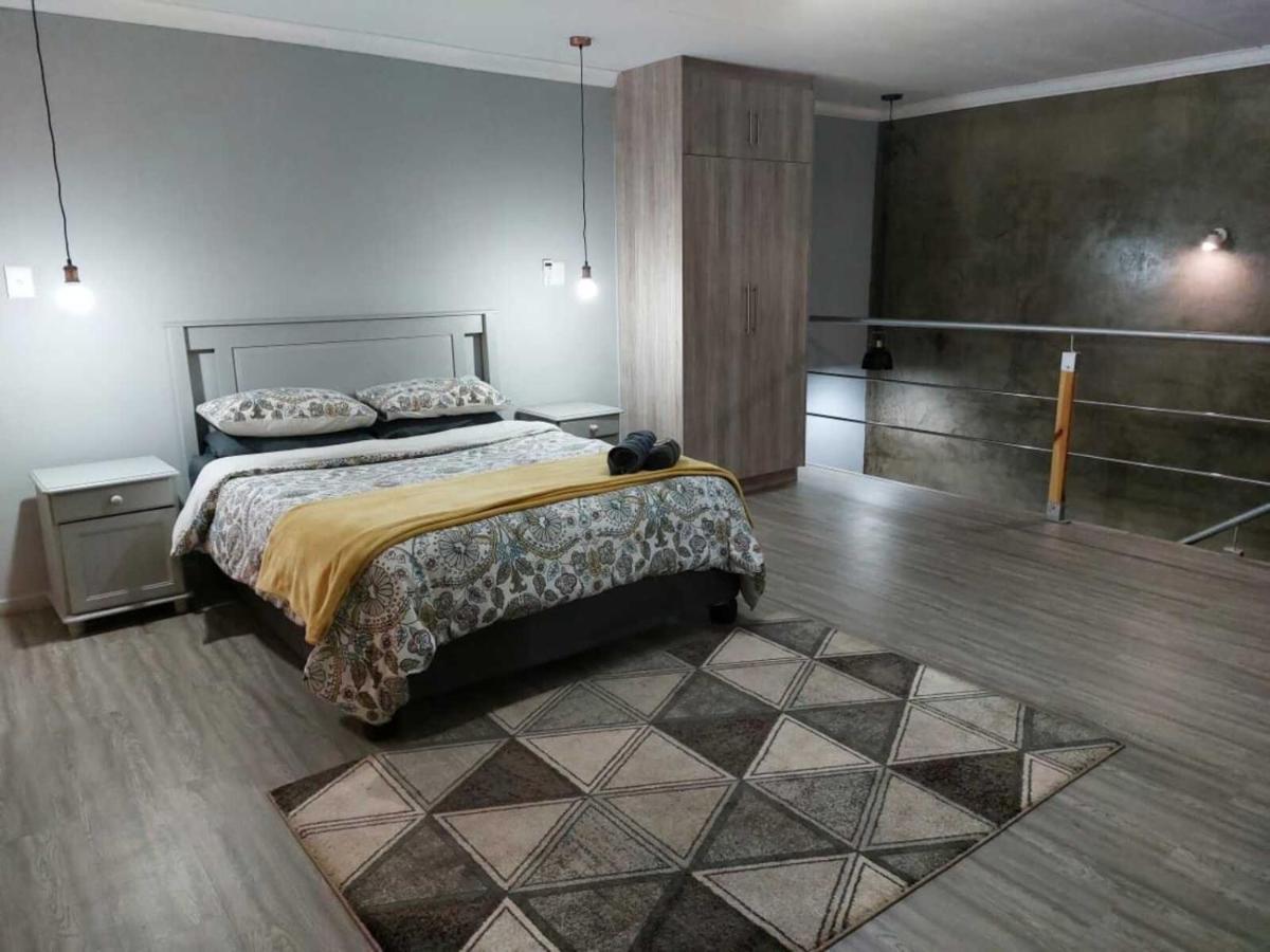 Wisteria Lane Guesthouse Postmasburg Zewnętrze zdjęcie